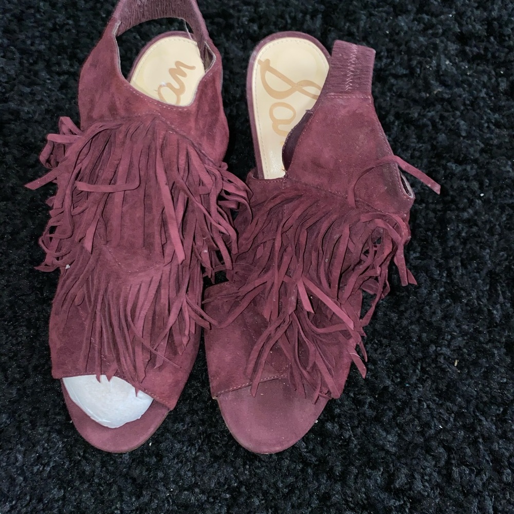 Shoes - Picture 2 of 6